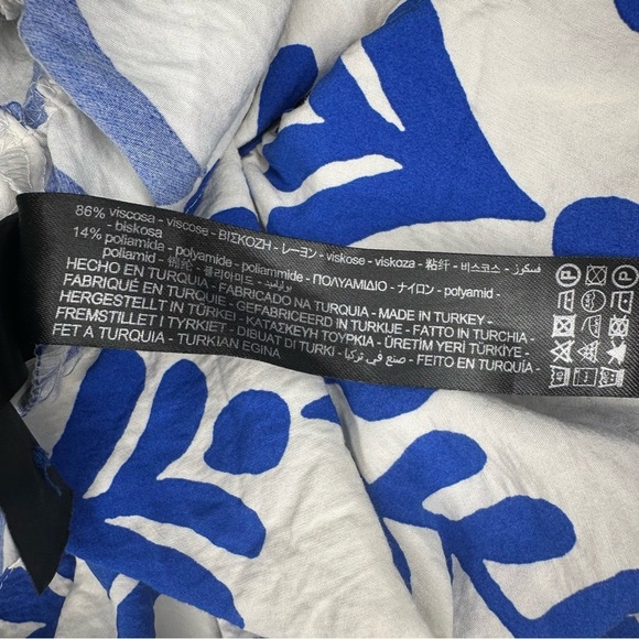 Zara Floral Blue and White V-Neck Mini Dress Size Small - Picture 10 of 11